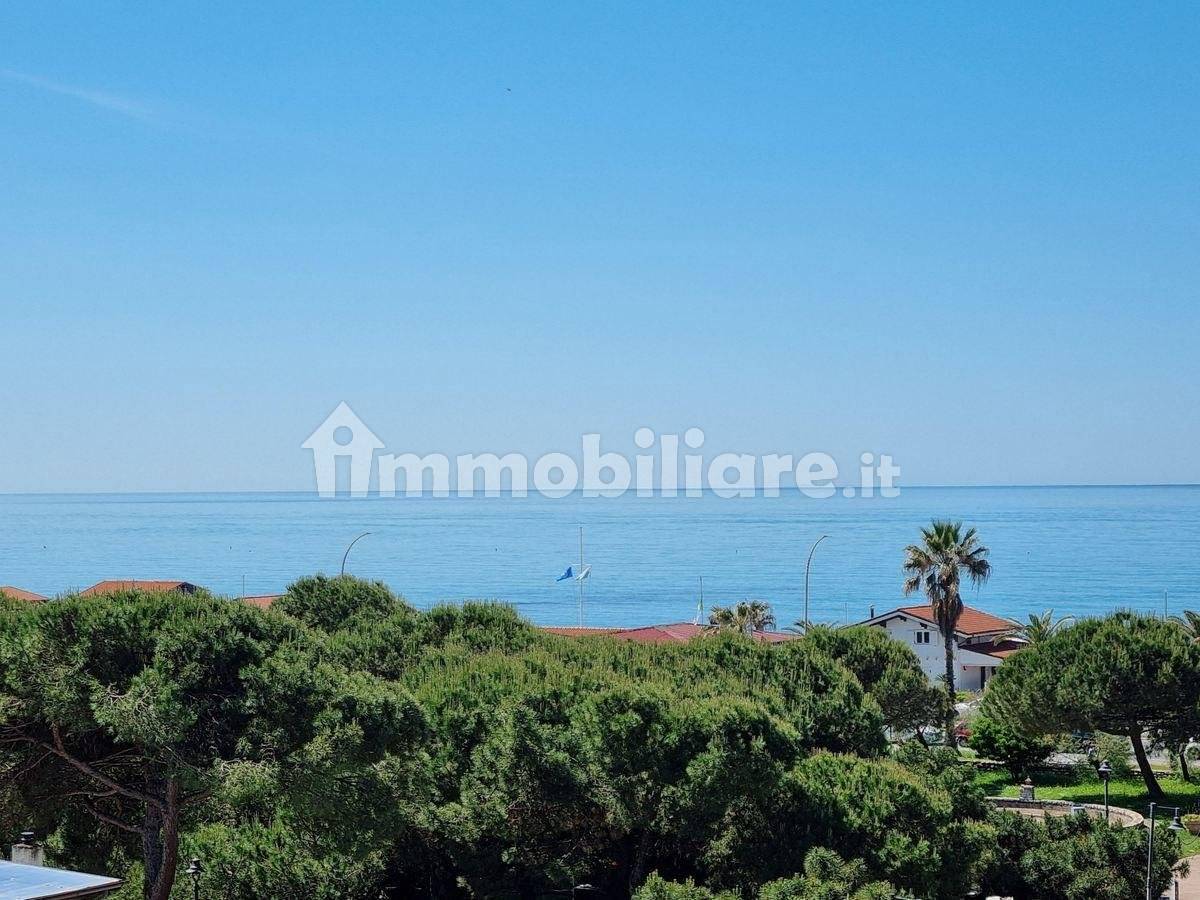Penthouse T2 em Massa, Italy N.º 310458