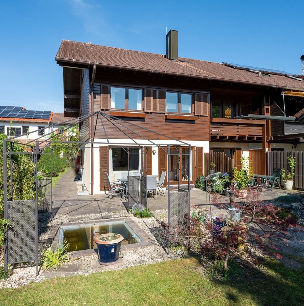 7 rooms Townhouse in Freising, Germany No. 232854