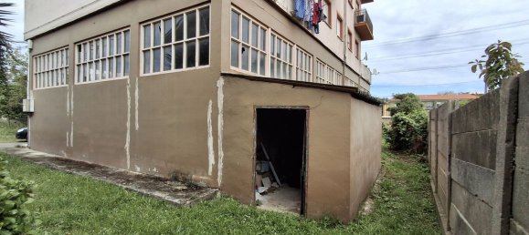 235m² Commercial property in Torrelavega, Spain No. 149852 9