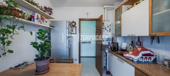 3 rooms Apartment in Fontevivo, Italy No. 293720 8