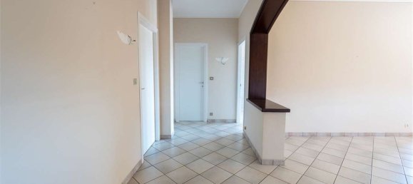 4 rooms Apartment in Bagnolo Piemonte, Italy No. 277854 6