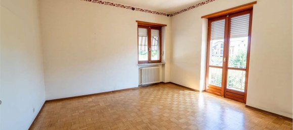 4 rooms Apartment in Bagnolo Piemonte, Italy No. 277854 16