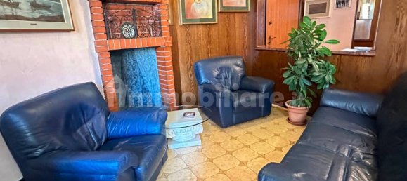 2 bedrooms Apartment in Bergamo, Italy No. 80327 9