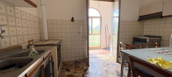 7 Schlafzimmer Haus in Civitella in Val di Chiana, Italy, Nr. 371973 4