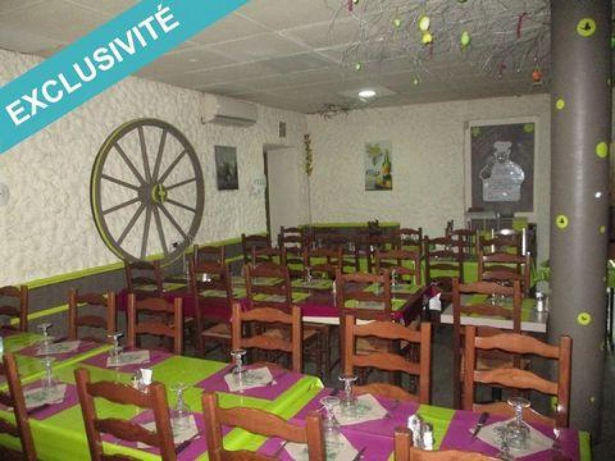 Oficina en Gonesse, France 235 m² No. 20985