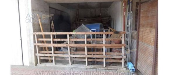 1 bedroom Garage in Alessandria, Italy No. 264970 3