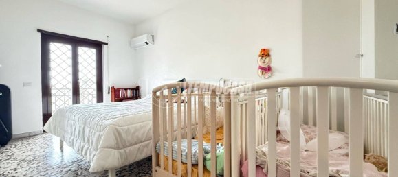 3 Schlafzimmer Wohnung in Rome, Italy, Nr. 53073 21