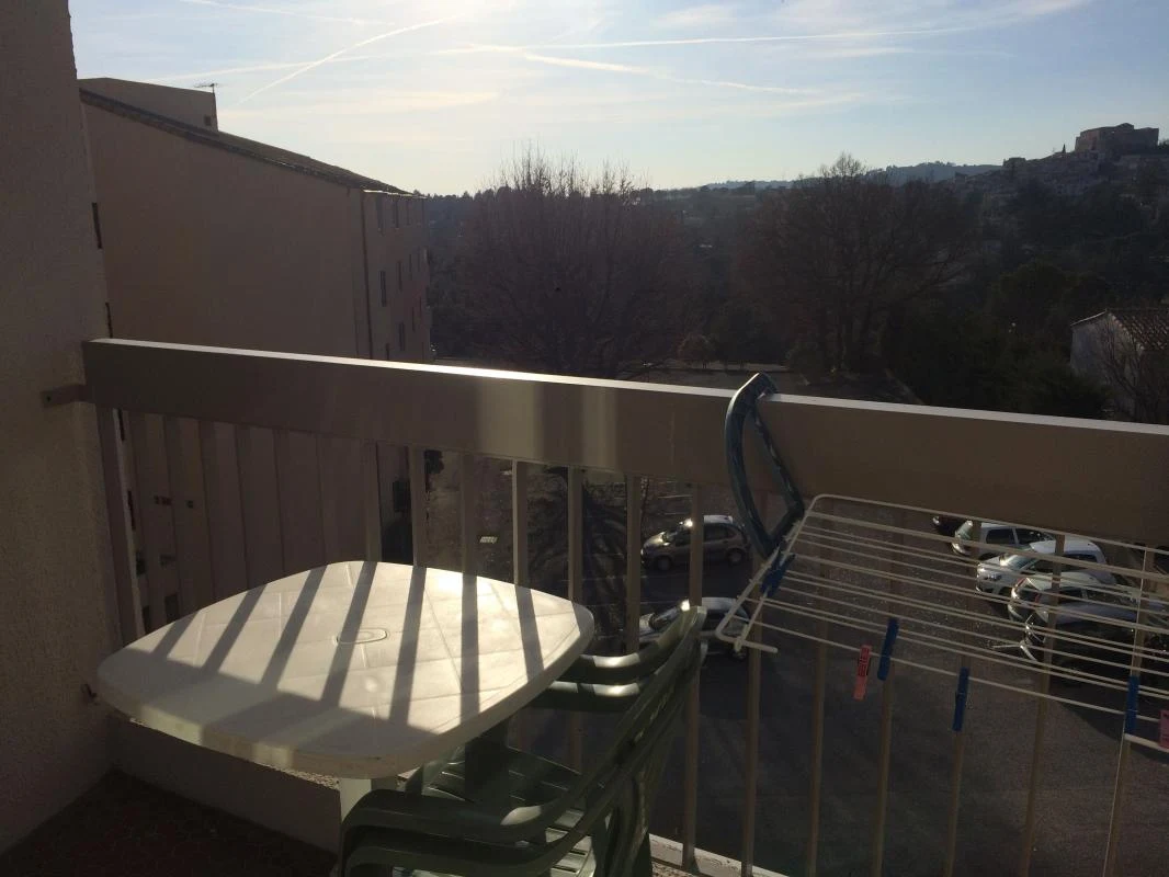 Studio à Gréoux-les-Bains, France No. 336530