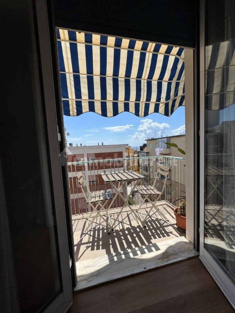 Квартира с 1 спальней в Пьомбино, Италия № 352855