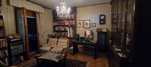 5 bedrooms House in Arezzo, Italy No. 327404 24