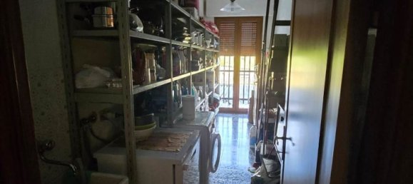 5 bedrooms House in Arezzo, Italy No. 327404 20