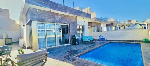 3 غرف نوم منزل في Alicante, Spain رقم 187923 27