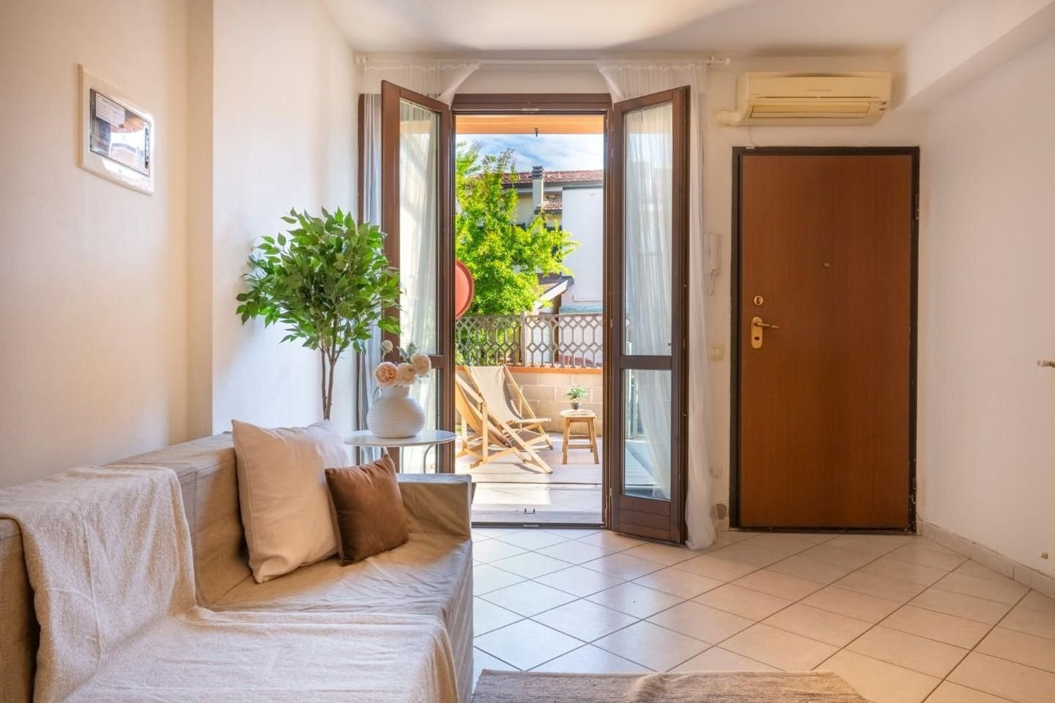 3 Schlafzimmer Wohnung in Calcinaia, Italy, Nr. 395128