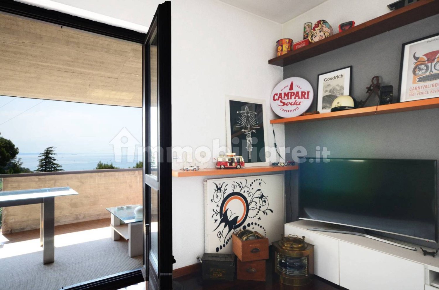 2 bedrooms Penthouse in Trieste, Italy No. 330599