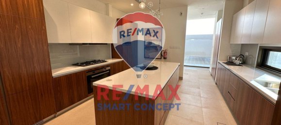 5 bedrooms Villa in Abu Dhabi, UAE No. 36511 8