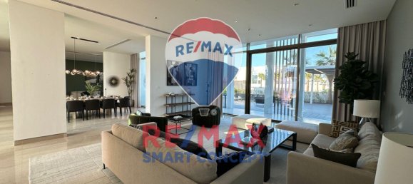 5 bedrooms Villa in Abu Dhabi, UAE No. 36511 7