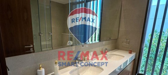 5 bedrooms Villa in Abu Dhabi, UAE No. 36511 18