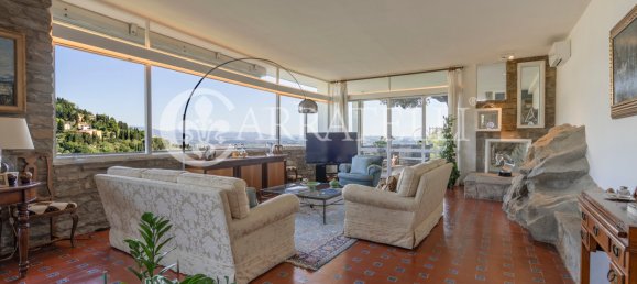 4 bedrooms Apartment in Florence, Italy No. 304151 3