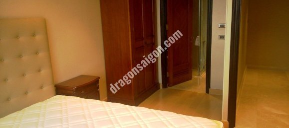 232m² Apartment in District 1, Vietnam No. 10803 8