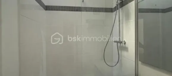 2 bedrooms House in Malakoff, France No. 320818 7