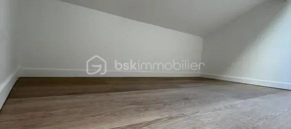 2 bedrooms House in Malakoff, France No. 320818 9