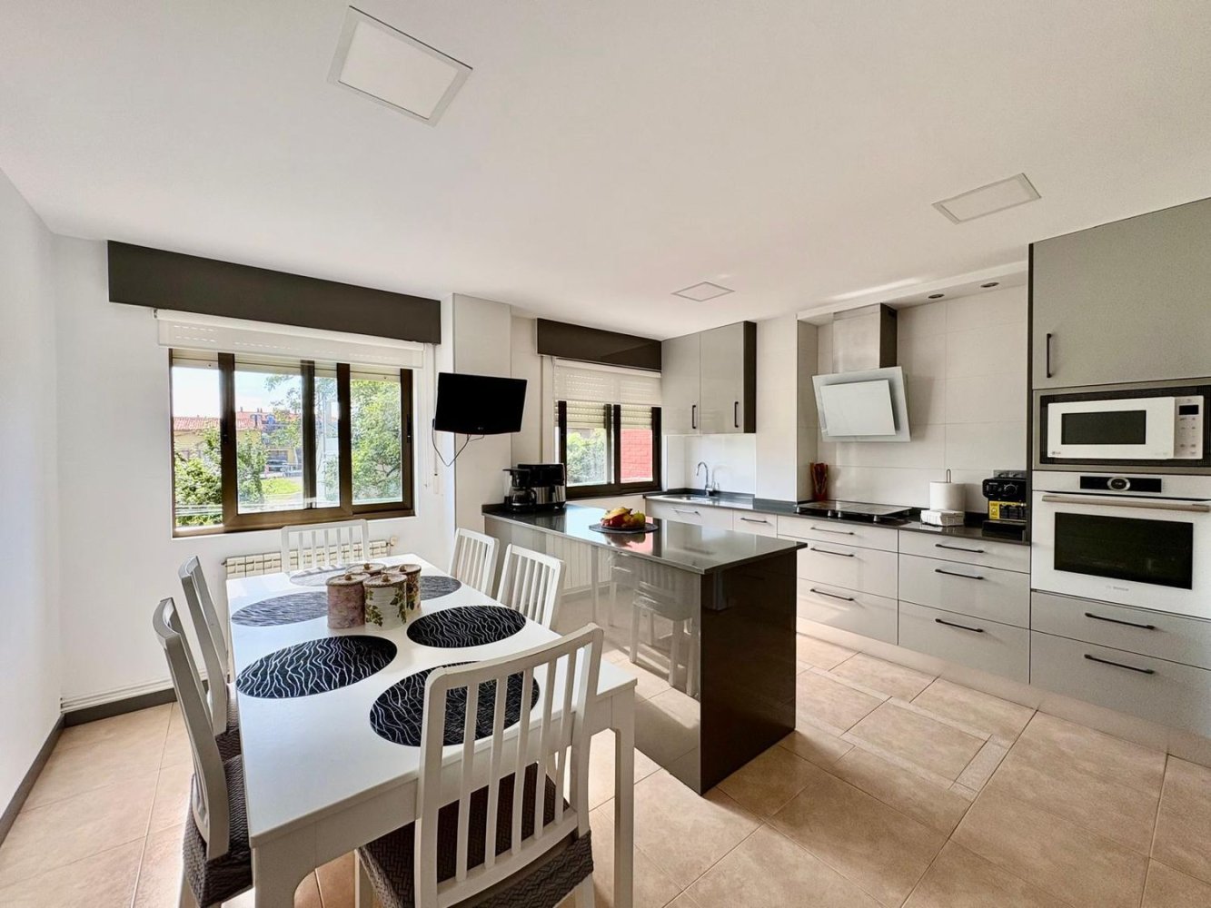 3 غرف نوم شقة في Suances, Spain رقم 134336