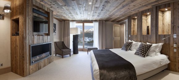 Коммерческая недвижимость с 5 спальнями в лез Аллюэ, Франция № 516 2