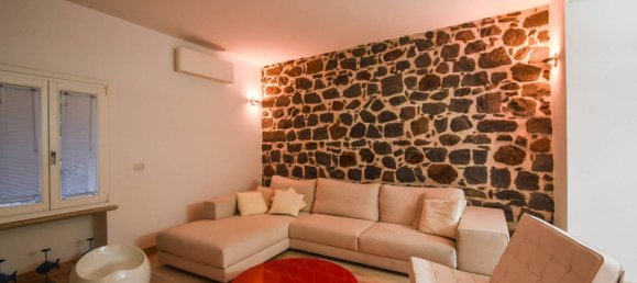 Вилла с 4 спальнями в Орозеи, Италия № 298071 14