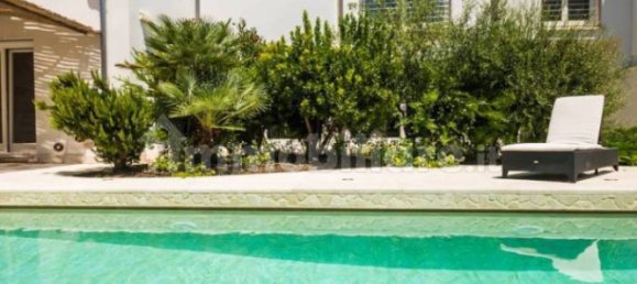 Вилла с 4 спальнями в Орозеи, Италия № 298071 48