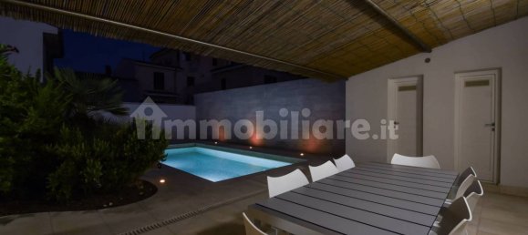 Вилла с 4 спальнями в Орозеи, Италия № 298071 18