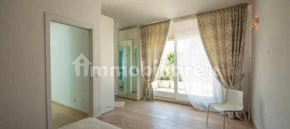 Вилла с 4 спальнями в Орозеи, Италия № 298071 36