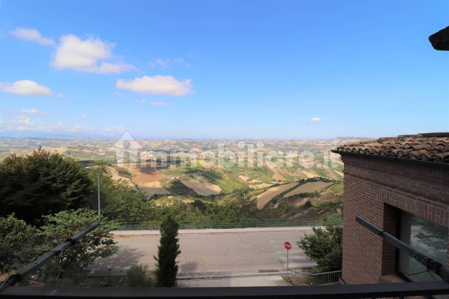 2 bedrooms House in Ripatransone, Italy No. 265919