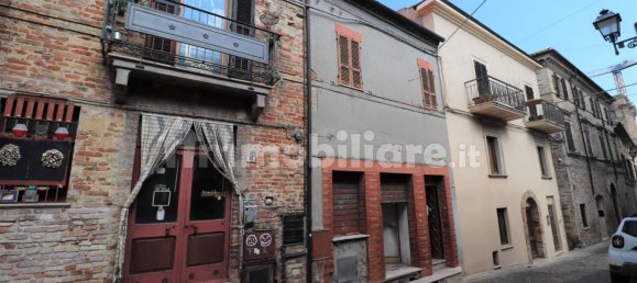 2 bedrooms House in Ripatransone, Italy No. 265919 2