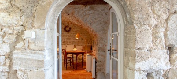 2 bedrooms Townhouse in Uzes, France No. 339968 4