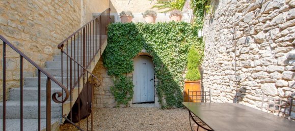 2 bedrooms Townhouse in Uzes, France No. 339968 11