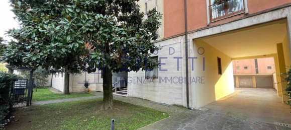 3 bedrooms Apartment in Brescia, Italy No. 172752 20