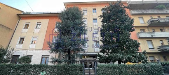 3 bedrooms Apartment in Brescia, Italy No. 172752 18