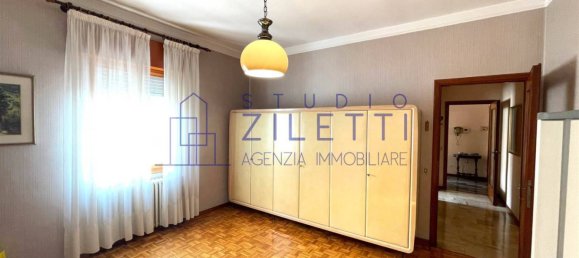 3 bedrooms Apartment in Brescia, Italy No. 172752 9