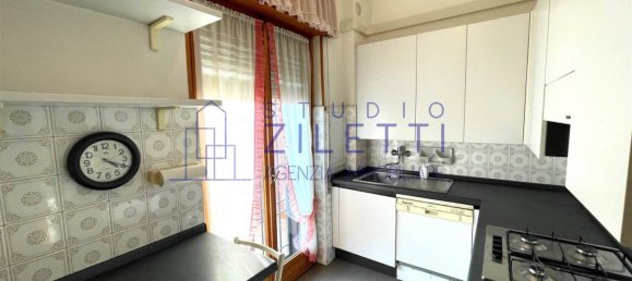 3 bedrooms Apartment in Brescia, Italy No. 172752 6
