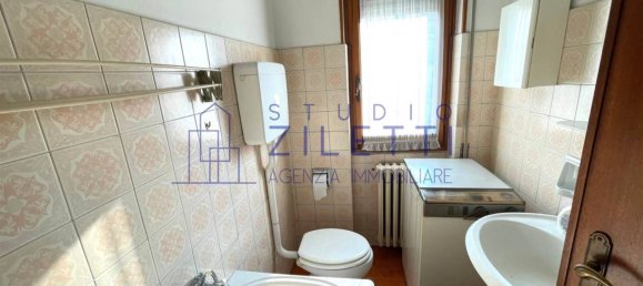3 bedrooms Apartment in Brescia, Italy No. 172752 16
