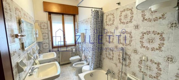 3 bedrooms Apartment in Brescia, Italy No. 172752 13