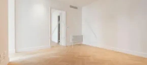 2 غرف نوم شقة في Ciutat Vella, Spain رقم 33995 18