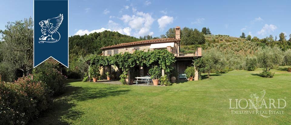 Villa de 4 habitaciónes en Massa e Cozzile, Italy No. 19857