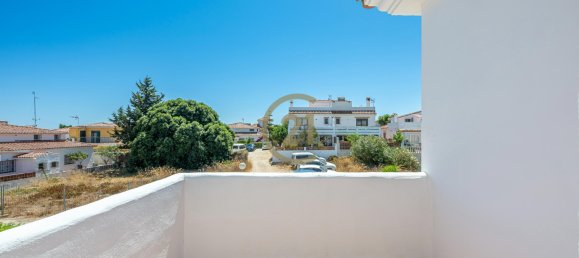 4 bedrooms House in Alcorrin, Spain No. 81181 21