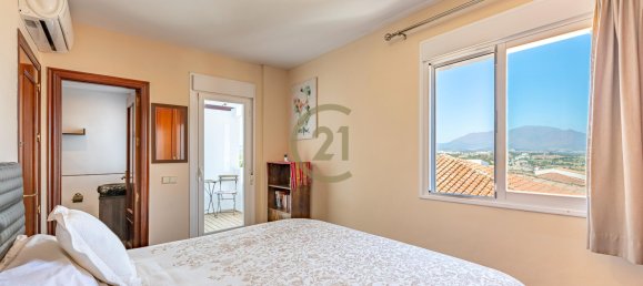 4 bedrooms House in Alcorrin, Spain No. 81181 11