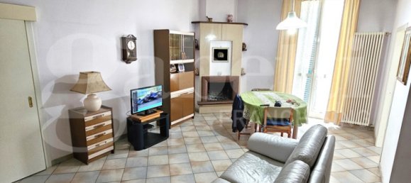 Casa de 2 dormitorios en San Severo, Italy No. 175656 4