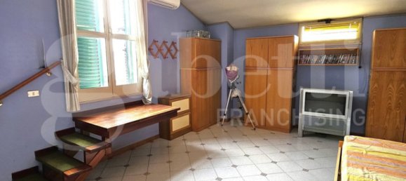 Casa de 2 dormitorios en San Severo, Italy No. 175656 22