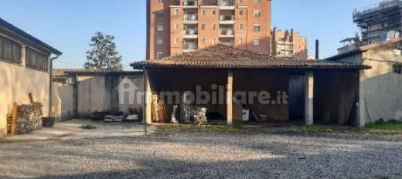 10 bedrooms House in Milan, Italy No. 264700 42