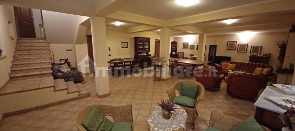 Вилла с 5 спальнями в Фрозиноне, Италия № 133614 20