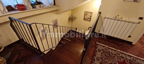 Вилла с 5 спальнями в Фрозиноне, Италия № 133614 9